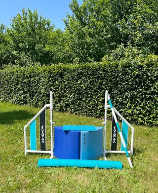 Kdo je stejný milovník modré jako my?👀😍 . Máme pro vás 2-3 modré na výběr u každého produktu co můžete vidět na fotce. -...